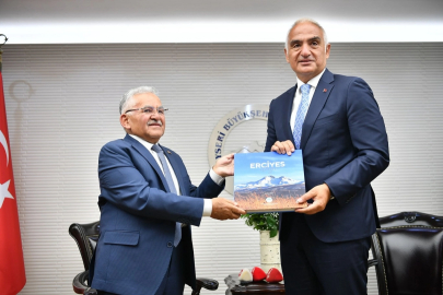 Kayseri Büyükşehir'e Ankara'dan övgü