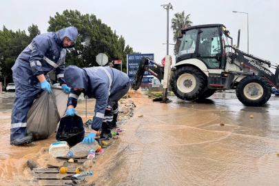 Antalya Büyükşehir ekipleri şiddetli yağışa karşı teyakkuz halinde