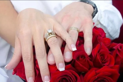 Kaba evlenme hızı düşerken boşanma yükseldi... Gaziantep evlenmede, İzmir boşanmada hızlı!