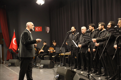 Ayasofya'dan gelen ilahi nağmeler Sakaryalılarla buluştu