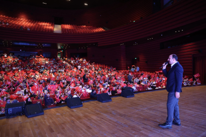 Konya’da minik okurlara kitap şöleni